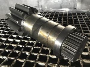 Liebherr Arbre de sortie